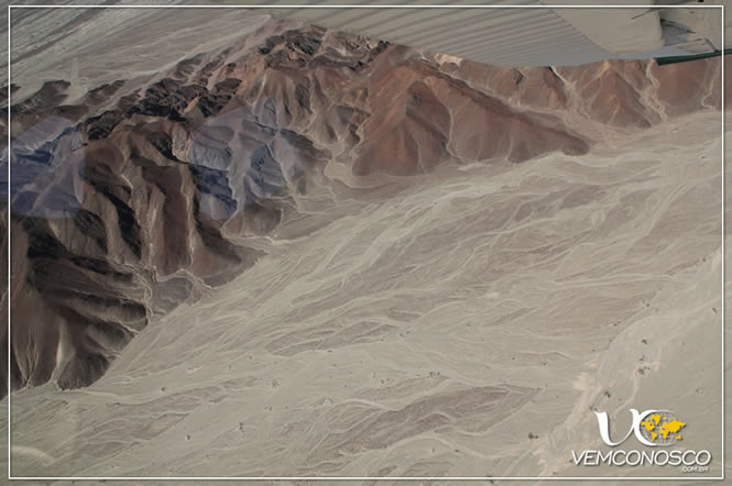 Montanhas do Deserto de Nazca